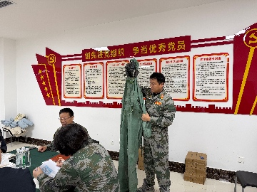 【長田動態(tài)】區(qū)發(fā)改局（區(qū)國動辦）四級調研員馮培東主任走進長田實業(yè)——國防動員宣傳進企業(yè) 共筑堅不可摧安全屏障