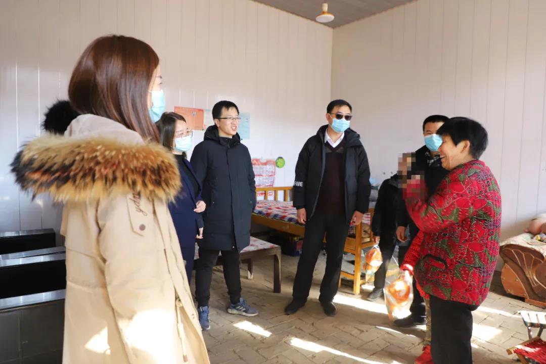 一處小屋 無限希望—團區(qū)委攜手長田實業(yè)到捐建“希望小屋”走訪慰問 一處小屋 無限希望—團區(qū)委攜手長田實業(yè)到捐建“希望小屋”走訪慰問