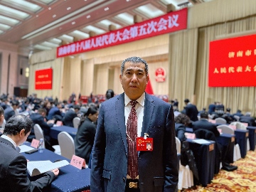 【長(zhǎng)田動(dòng)態(tài)】濟(jì)陽(yáng)街道董家村支部書(shū)記、長(zhǎng)田實(shí)業(yè)董事長(zhǎng)張勇參加濟(jì)南市第十八屆人民代表大會(huì)第五次會(huì)議